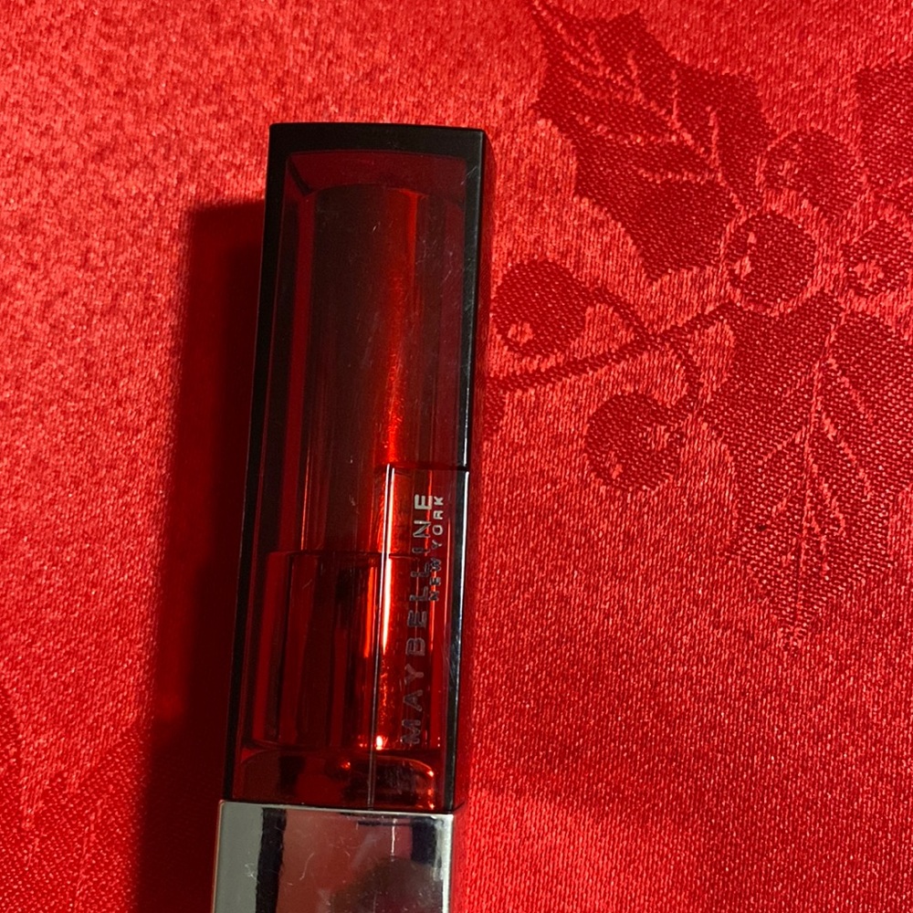 Maybeline New York lipstick